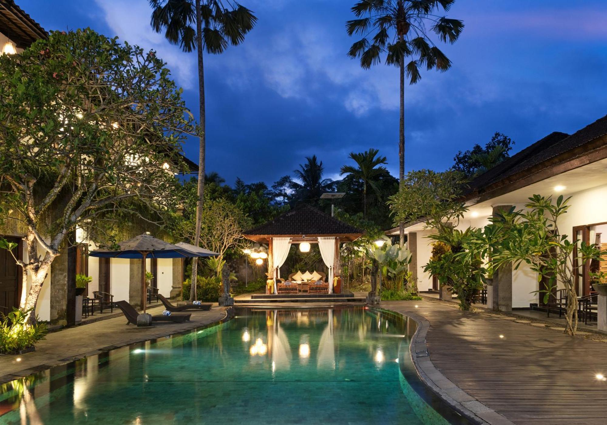 Ubud Raya Boutique Hotel Exterior photo